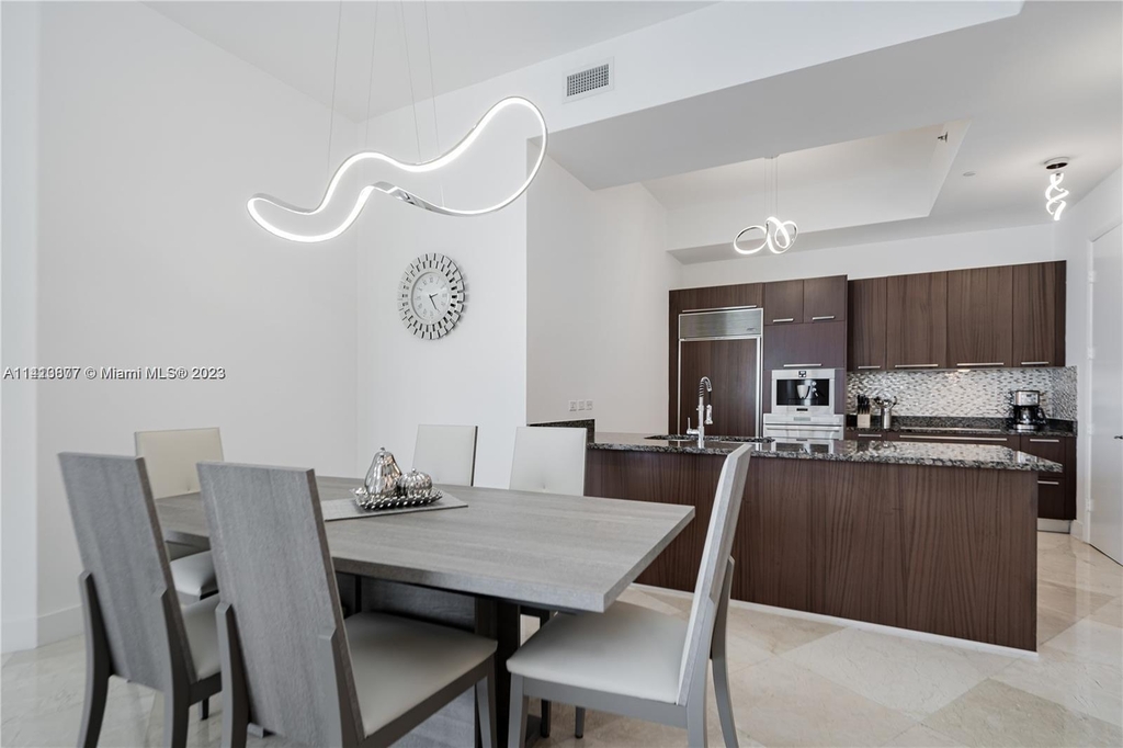 16001 Collins Ave (avail June 1,2024) - Photo 27