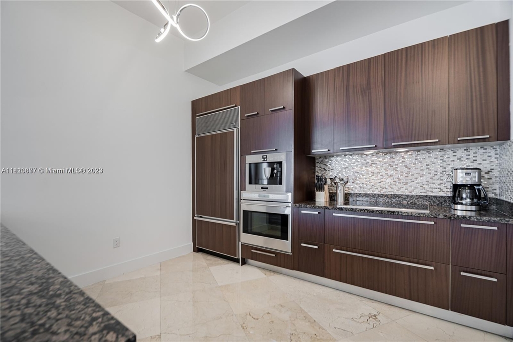 16001 Collins Ave (avail June 1,2024) - Photo 22