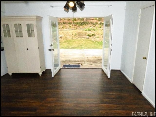 101 White Oak Lane - Photo 3