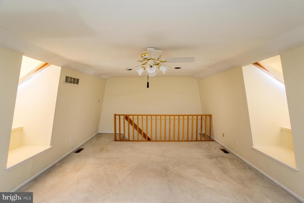 228 Clover Hill Ct - Photo 15
