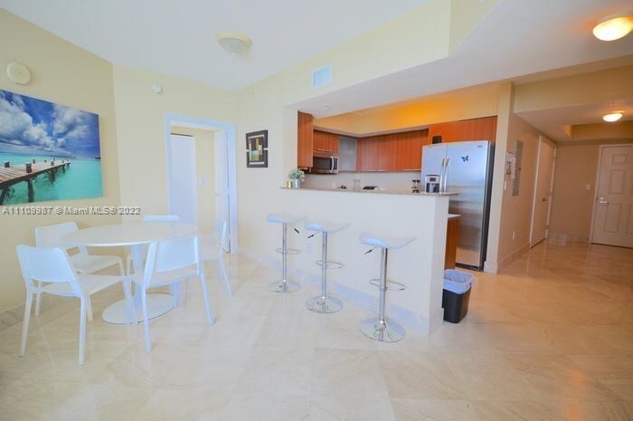 16699 Collins Ave - Photo 9