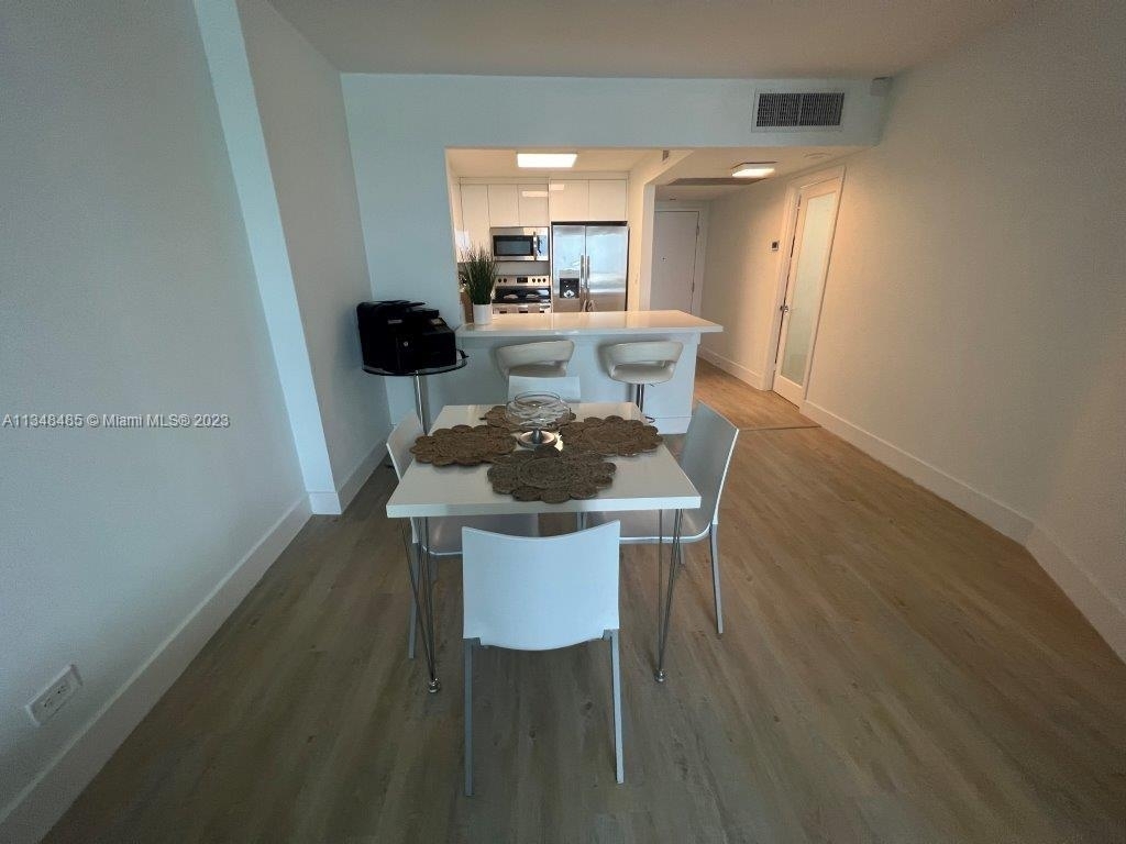 2301 Collins Ave - Photo 10