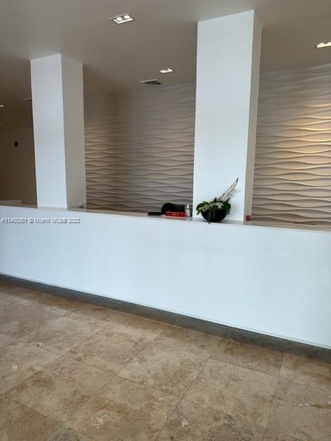 2201 S Ocean Dr - Photo 4