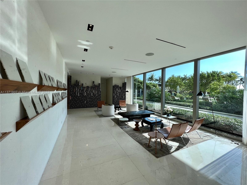 10201 Collins Ave - Photo 33