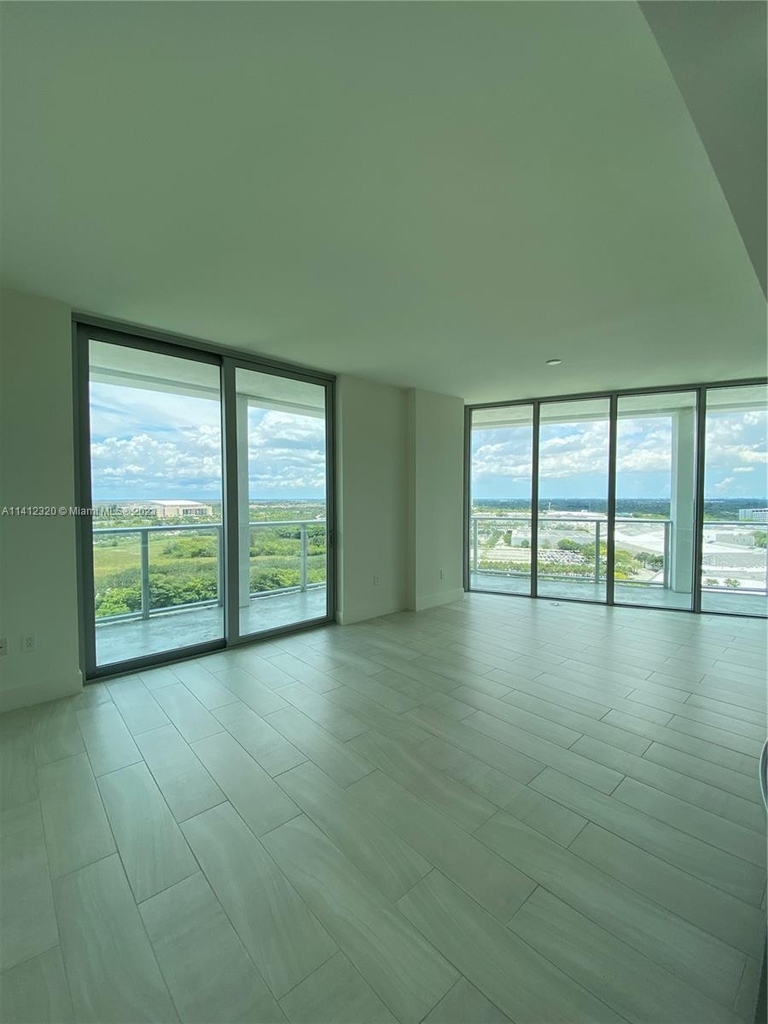 2000 Metropica Way - Photo 3