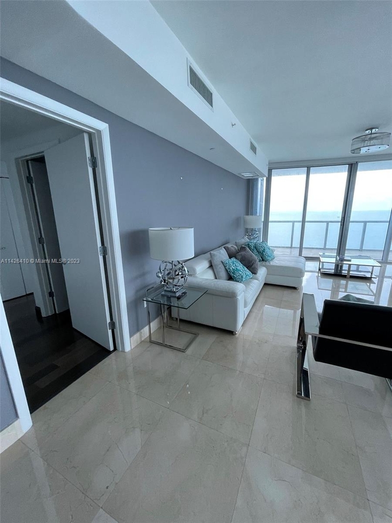 17001 Collins Ave - Photo 4