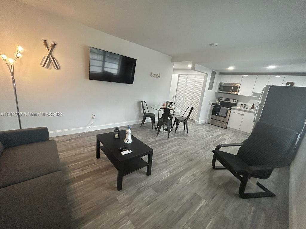 2655 Sw 24th Ave - Photo 1