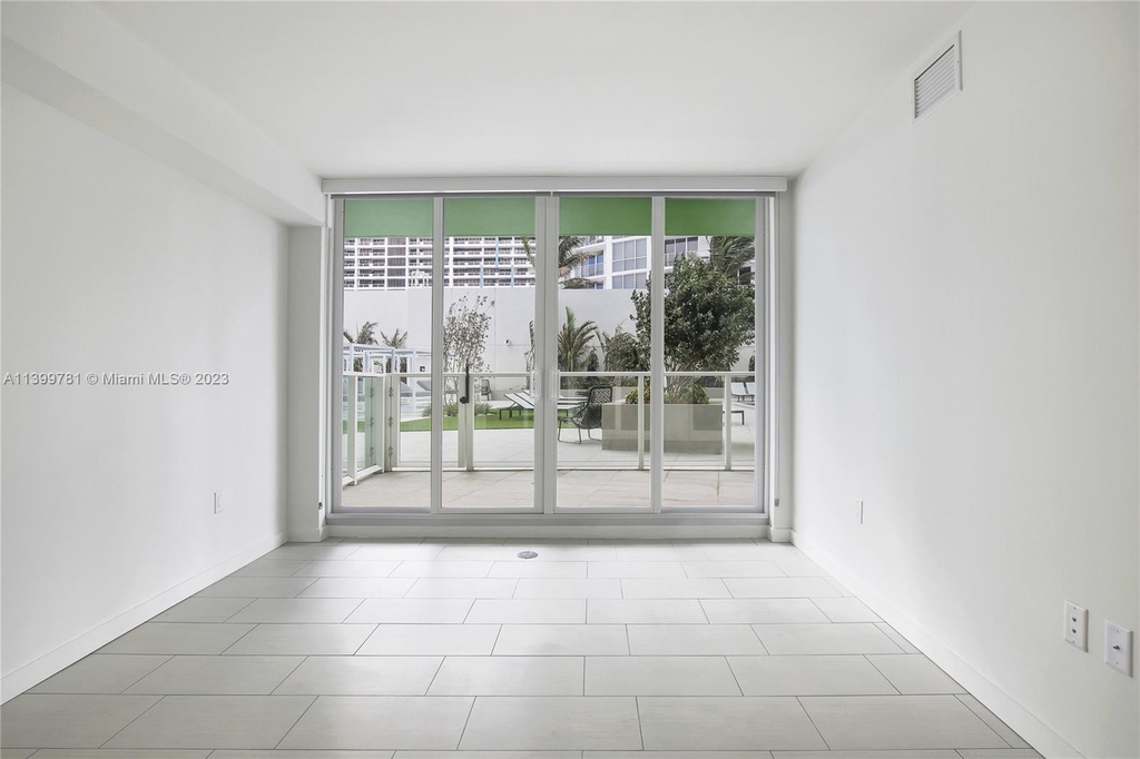 1756 N Bayshore Dr - Photo 16