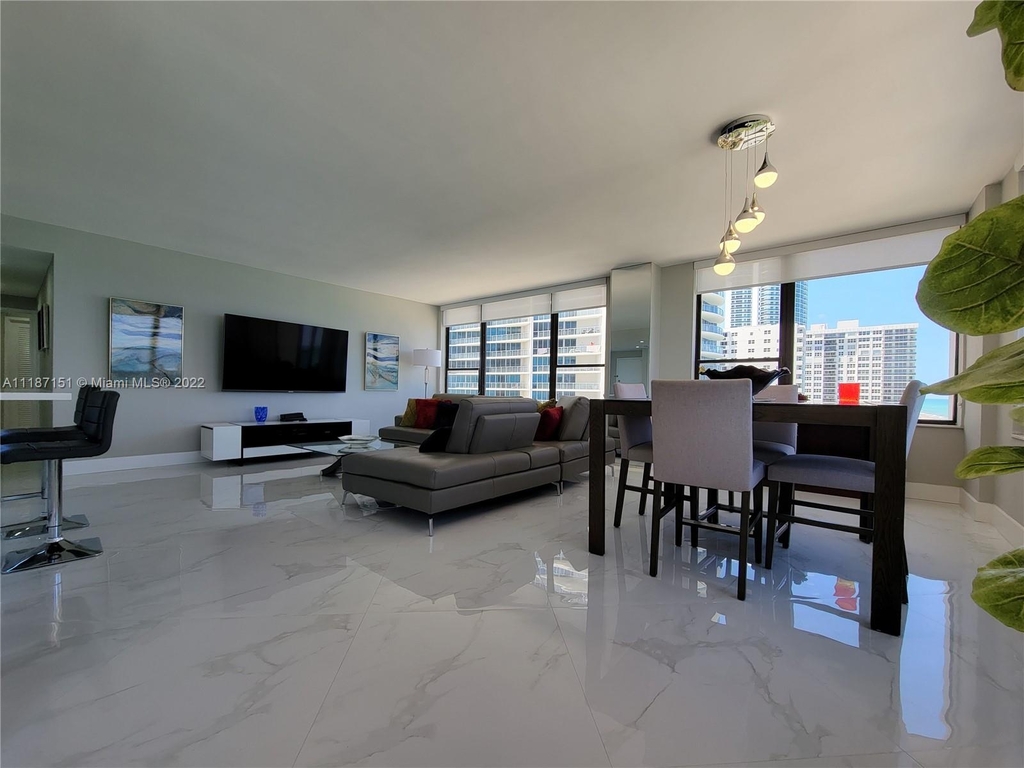 3505 S Ocean Dr - Photo 3