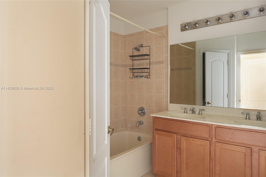 27910 Sw 140 Av - Photo 4