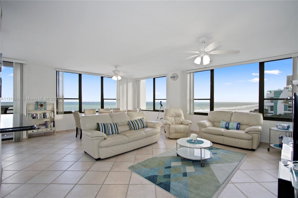 3505 S Ocean Dr - Photo 2