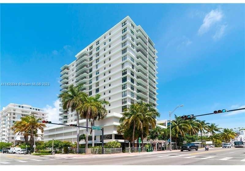 1800 Collins Ave - Photo 18