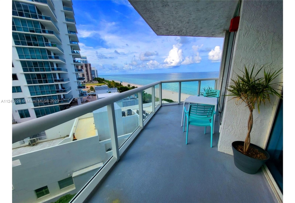 6515 Collins Ave - Photo 8