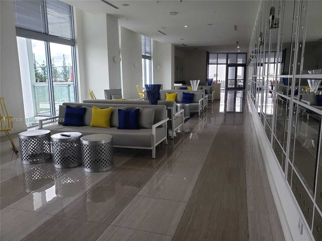 2000 Metropica Way - Photo 17