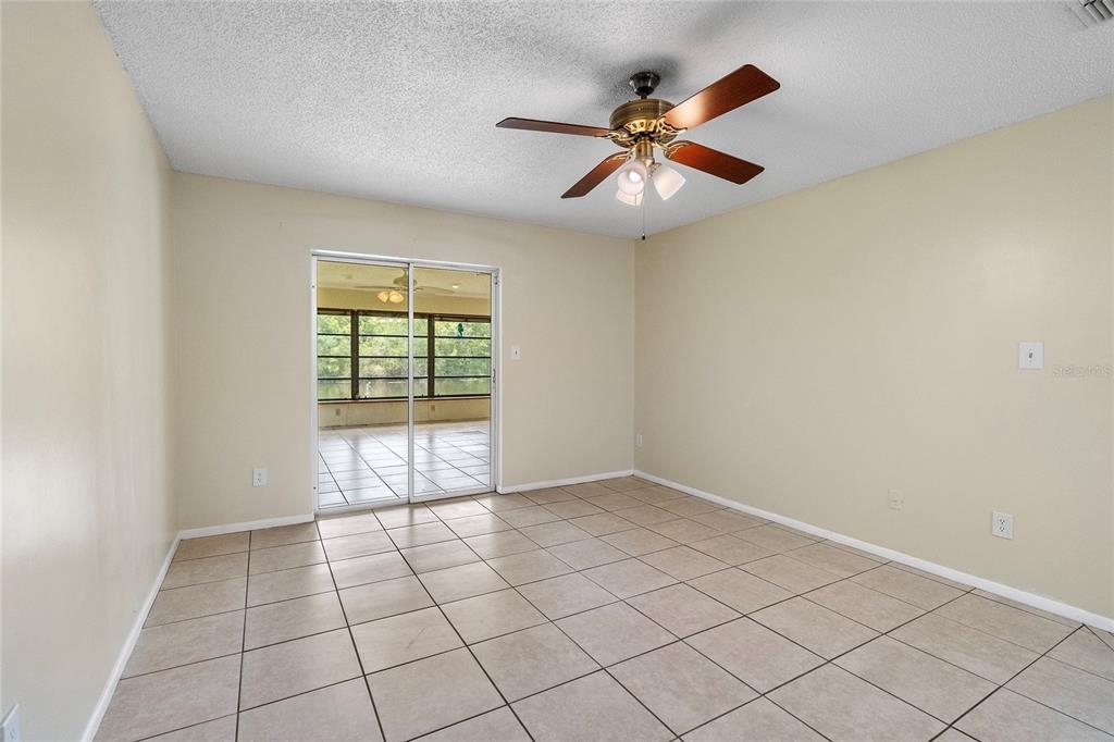 1811 Thistle Court - Photo 12