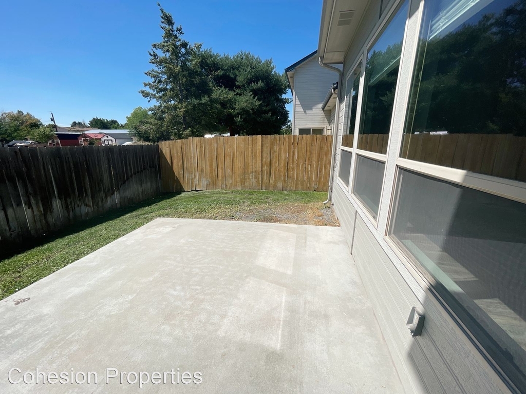 9635 W Landmark Street - Photo 34