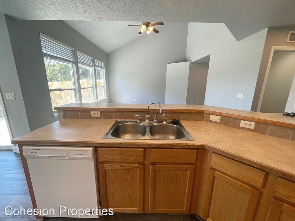 9635 W Landmark Street - Photo 15