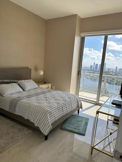 16385 Biscayne Blvd - Photo 24