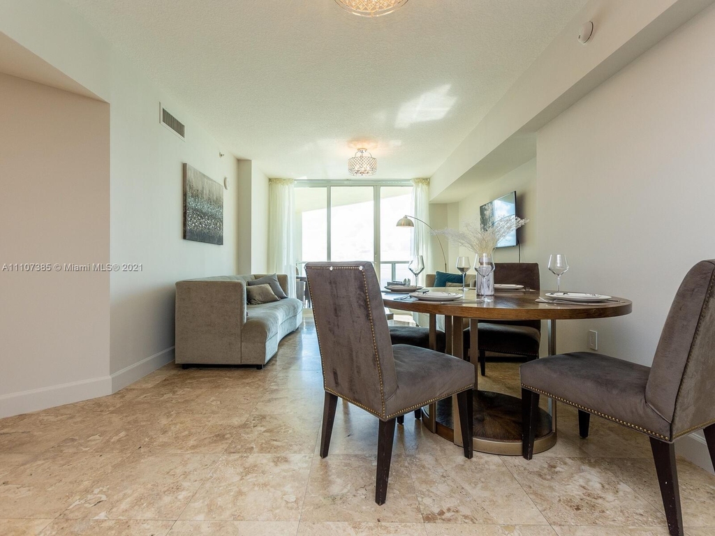 16699 Collins Ave - Photo 6