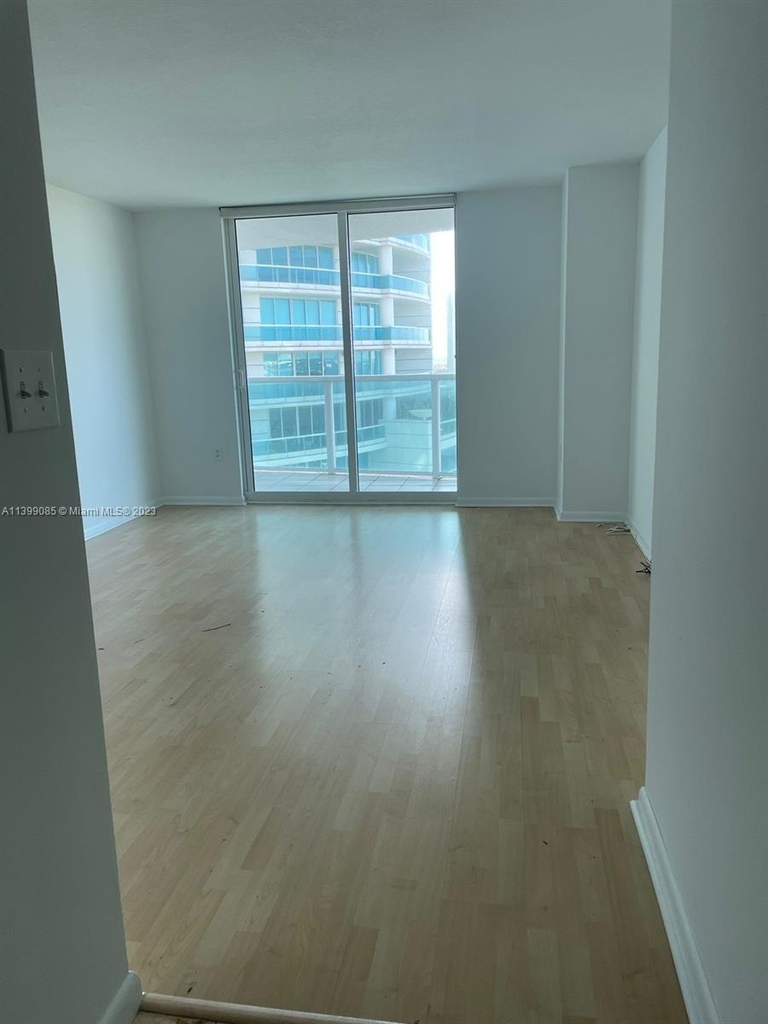 2101 Brickell Ave - Photo 8