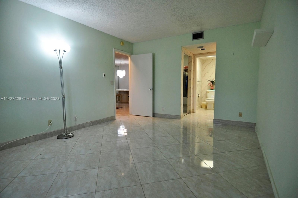 12900 Sw 7th Ct - Photo 8