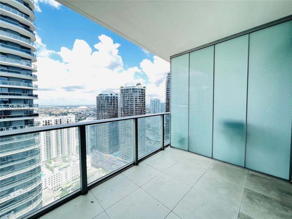 1010 Brickell Ave - Photo 10