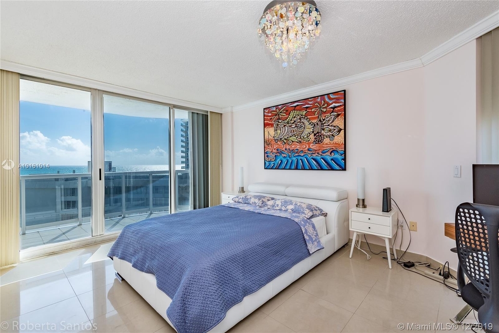 16711 Collins Ave - Photo 13