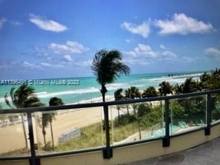 17375 Collins Ave - Photo 13