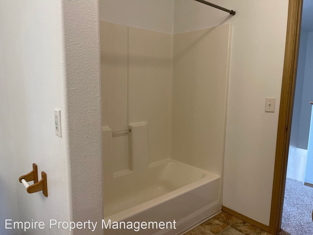 177 Vassar Circle - Photo 11