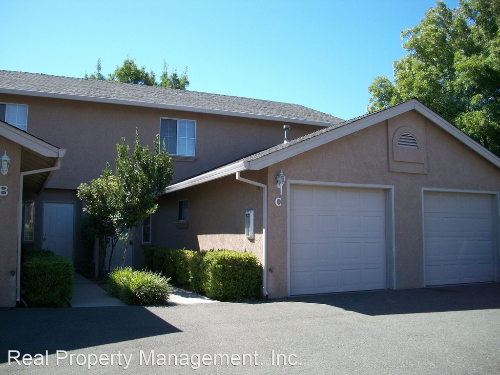 1420 Serrano Place - Photo 0