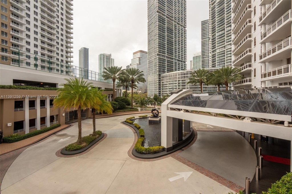 901 Brickell Key Blvd - Photo 33