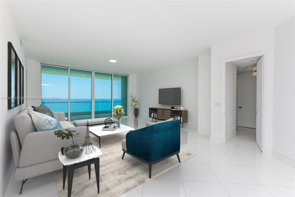 16051 Collins Ave - Photo 23