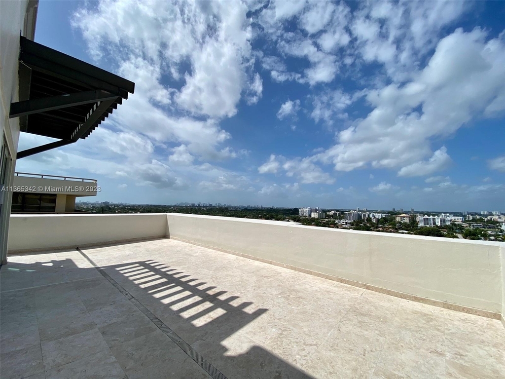 9499 Collins Ave - Photo 1