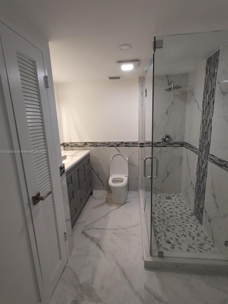 3725 S Ocean Dr - Photo 21