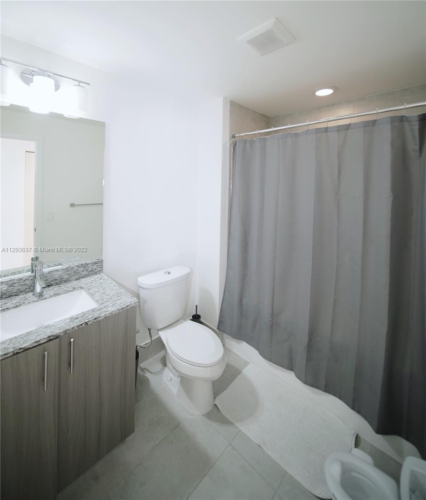 5350 Nw 84th Ave - Photo 5