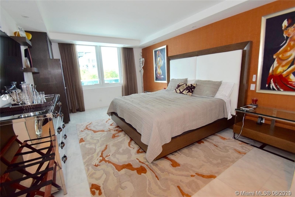 2301 Collins Ave - Photo 8