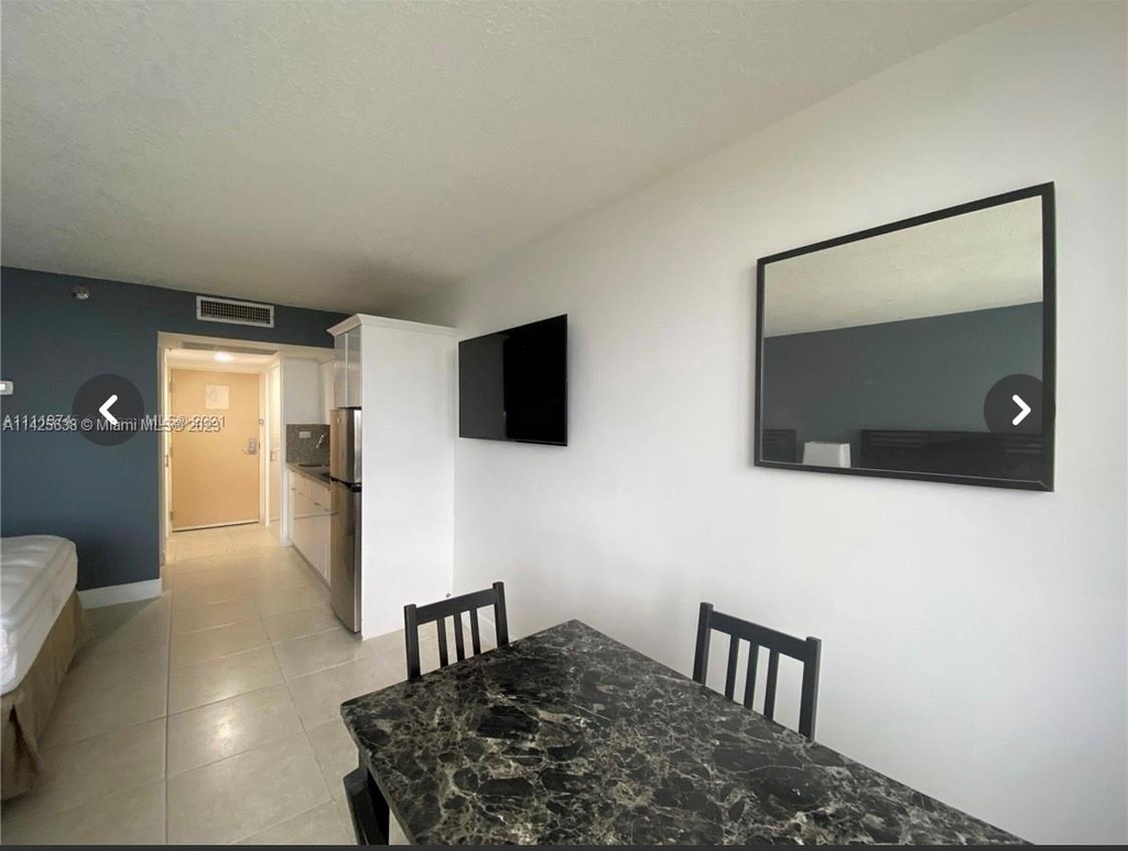 19201 Collins Ave - Photo 5