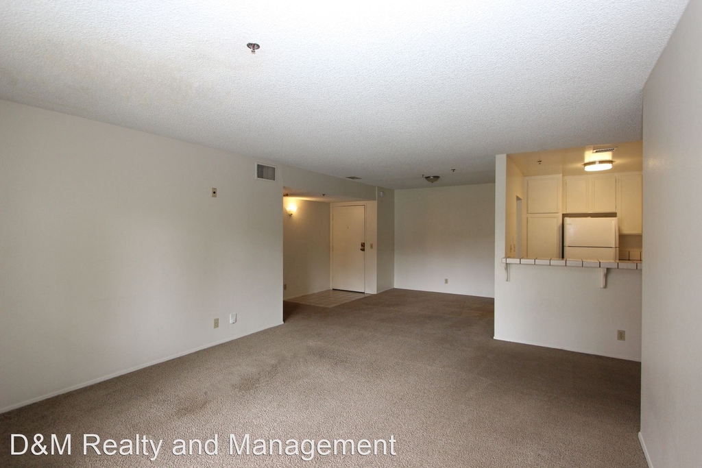 5995 Dandridge Lane Unit 123 - Photo 1