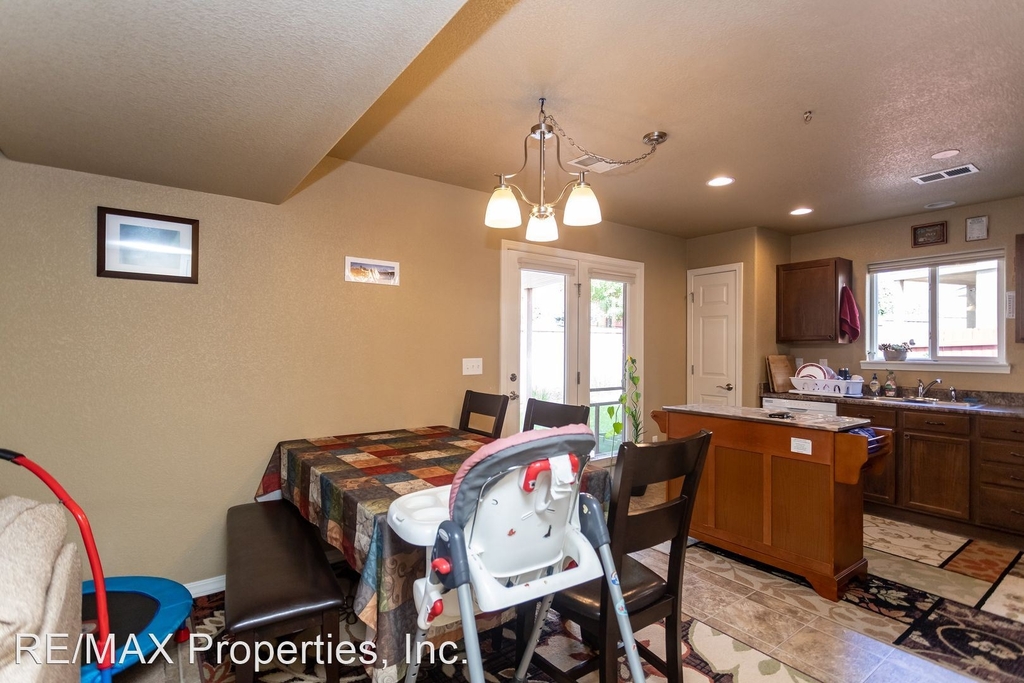 3683 Reindeer Circle - Photo 5