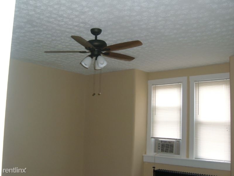 2232 Flora St 2 - Photo 21