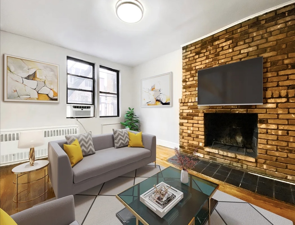 310 West 22nd Street - Photo 0