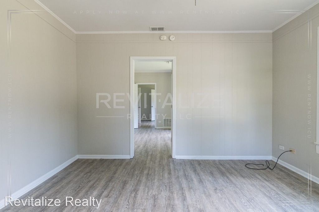 2409 Osage St. - Photo 2