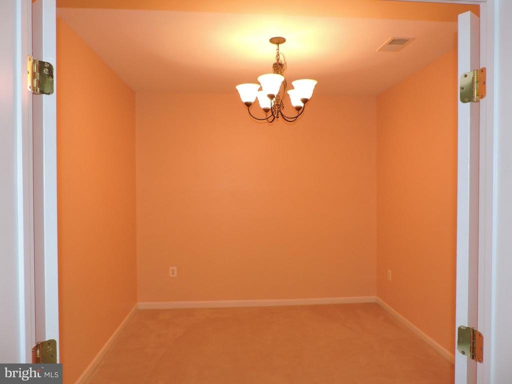 9700 Elzey Pl - Photo 4