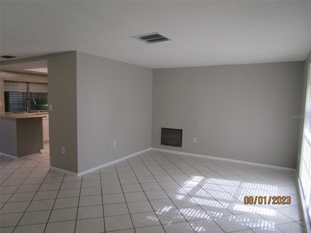 12610 Woodbine Drive - Photo 3