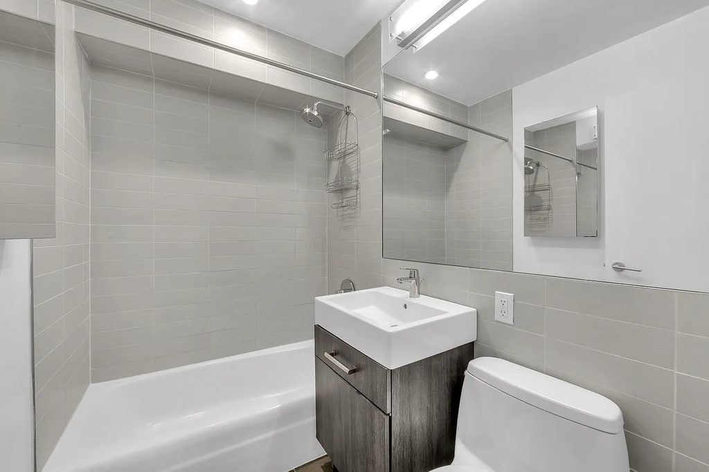 W 15th Street - Photo 6