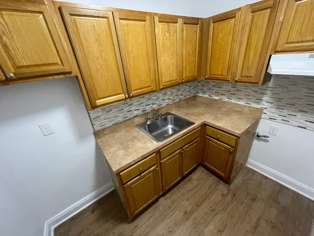 102-40 67th Road - Photo 3
