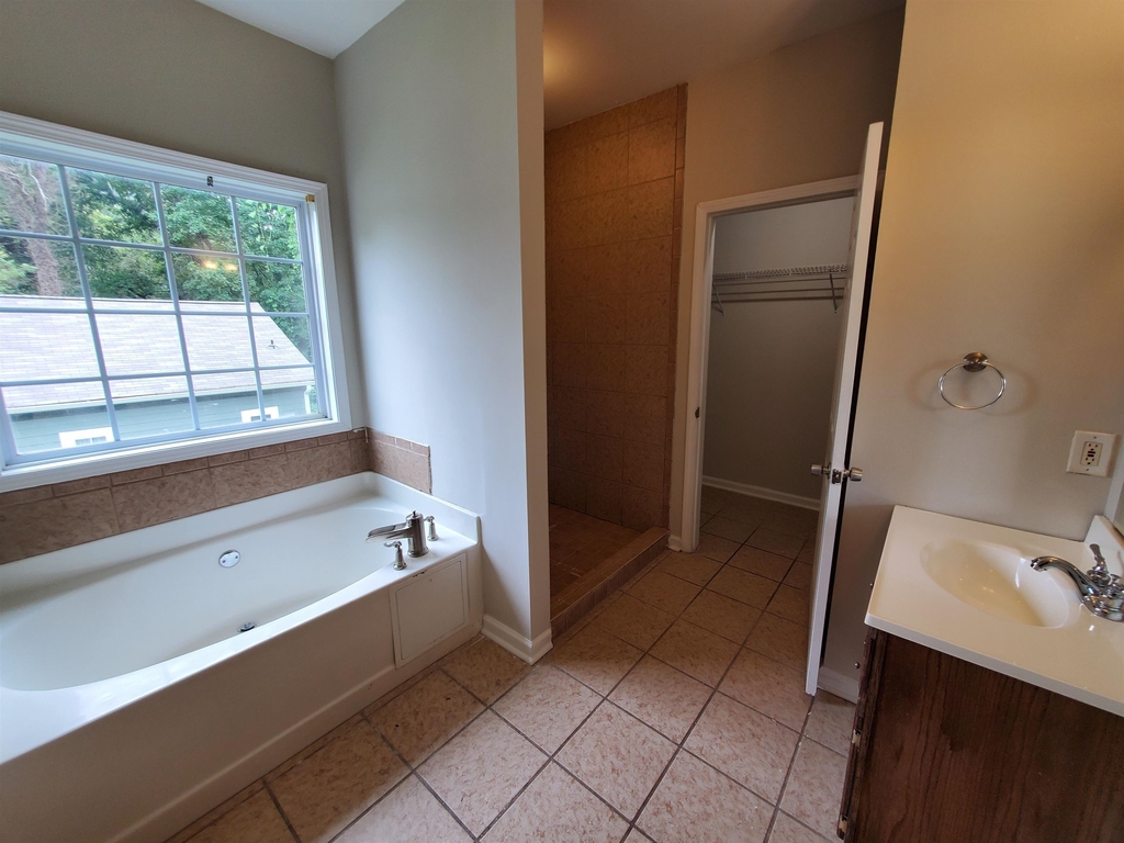 1046 Beckwith Street - Photo 24