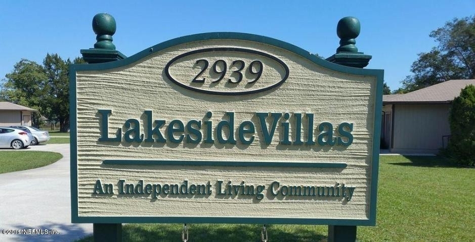 2939 Lakeside Villa Drive - Photo 0