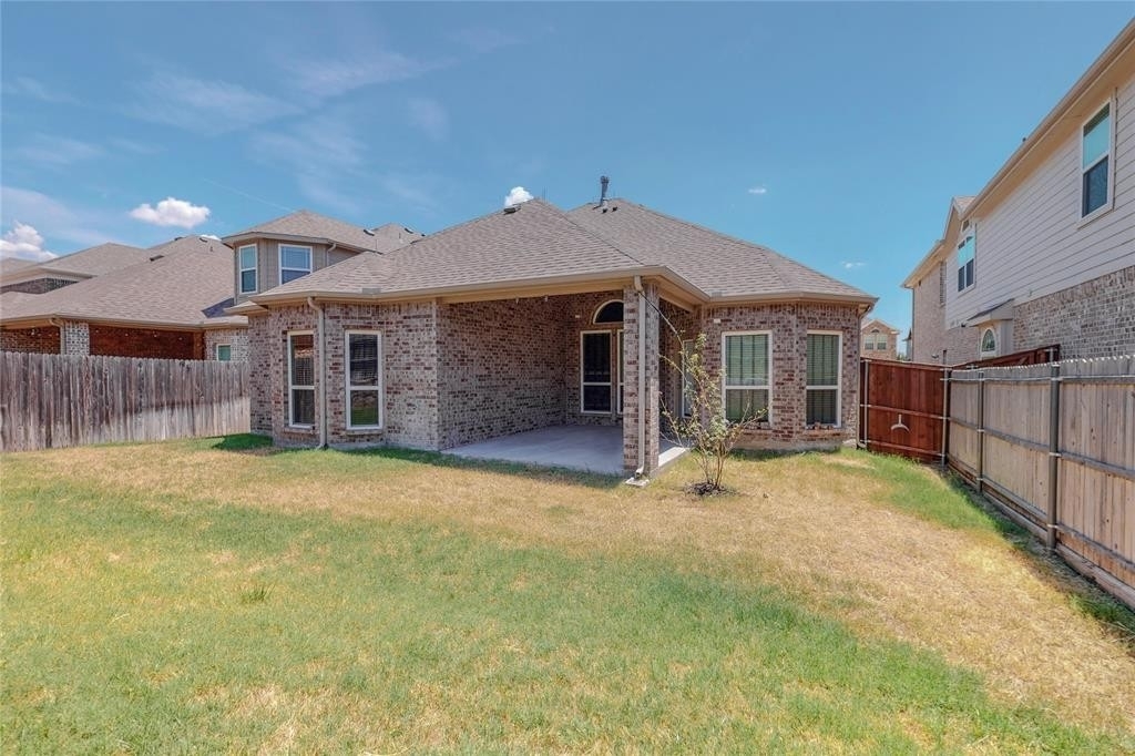 1416 Frisco Hills Boulevard - Photo 35