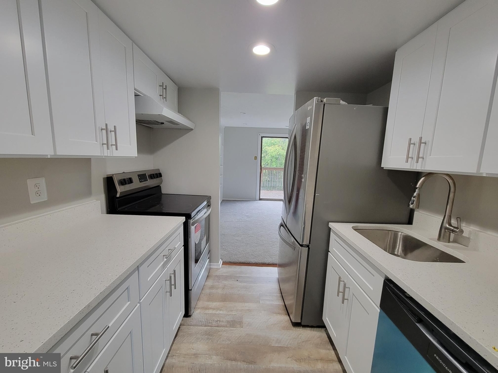 6570 Fruitgift Place - Photo 2